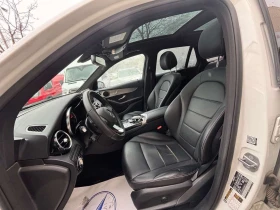 Mercedes-Benz GLC 300 4MATIC * ПОДГРЕВИ * ПАНО * KEYLESS * CARFAX, снимка 13