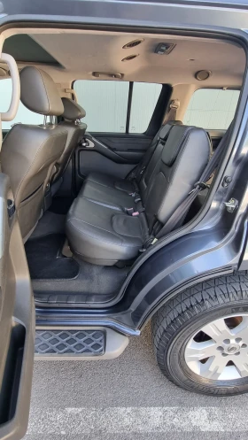 Nissan Pathfinder 2.5 ТОП !!!, снимка 11