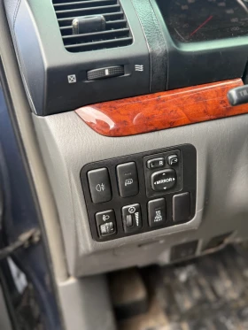 Toyota Land cruiser * 7мест* ТОП ЦЕНА* ДРЕБНИ ЗАБЕЛЕЖКИ* ТЕХНИЧЕСКИ СУ - 7900 € / 15451.06 лв. - 42024132 7