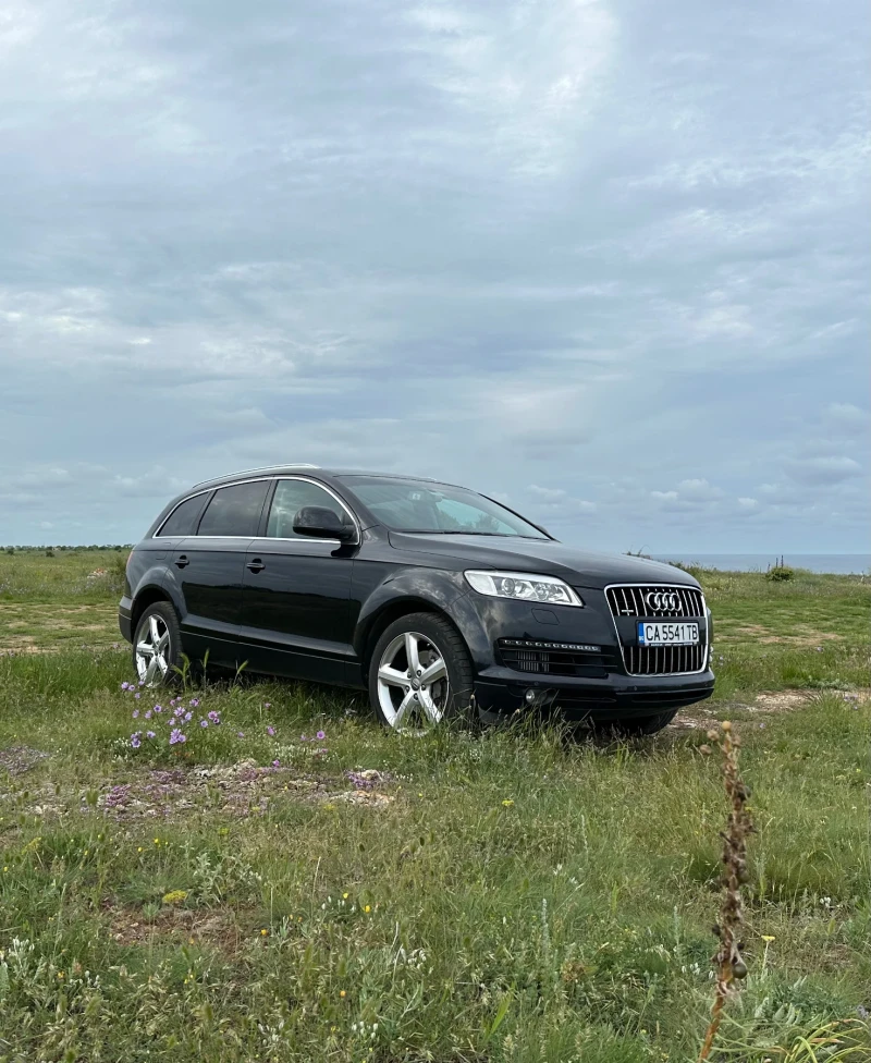 Audi Q7 3.0TDI, 7 места, снимка 1 - Автомобили и джипове - 47229874