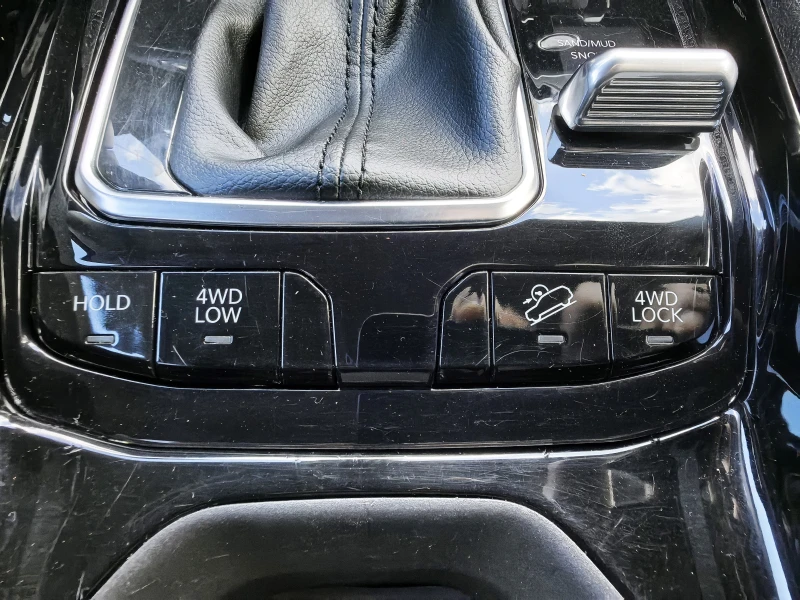 Jeep Compass 1.3 4XE S Plug In Hybrid, снимка 14 - Автомобили и джипове - 52020677