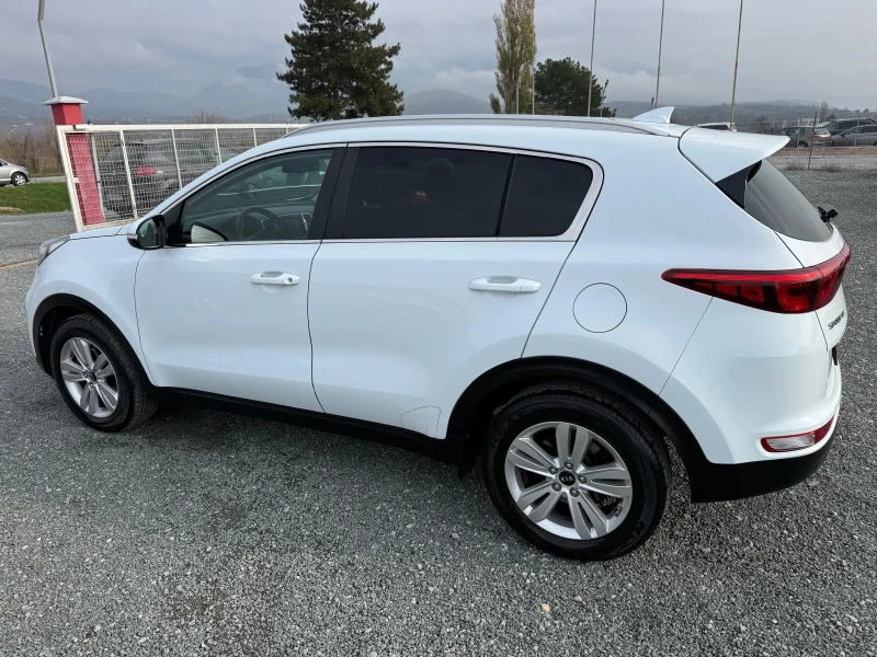 Kia Sportage (KATO НОВА), снимка 9 - Автомобили и джипове - 52635529