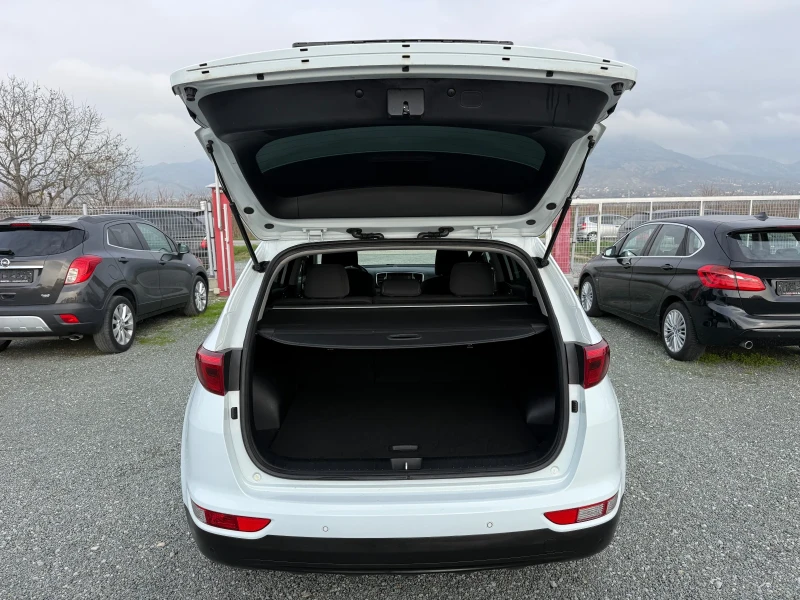 Kia Sportage (KATO НОВА), снимка 13 - Автомобили и джипове - 52635529