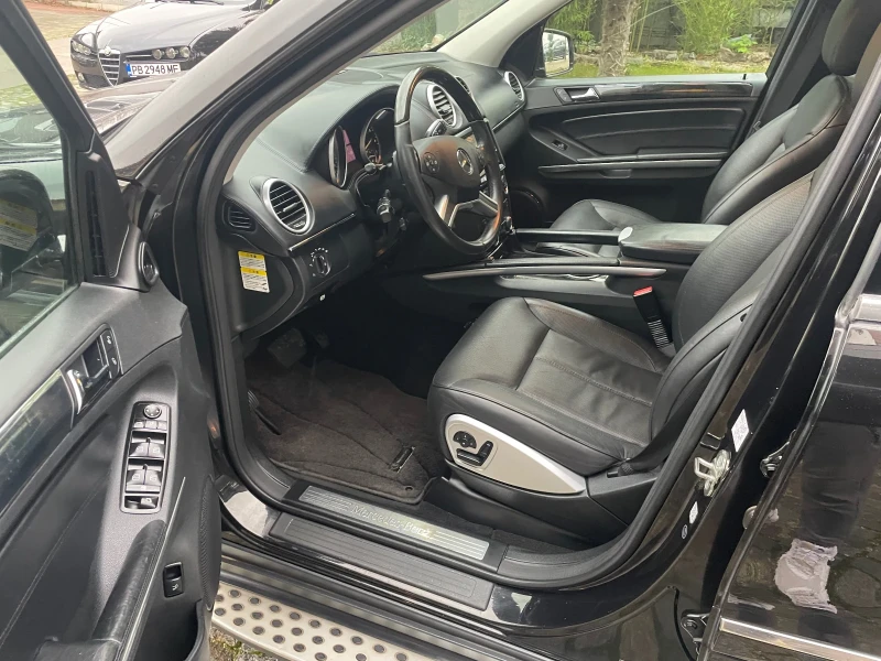 Mercedes-Benz GL 550 388кс Япония, снимка 9 - Автомобили и джипове - 52985456