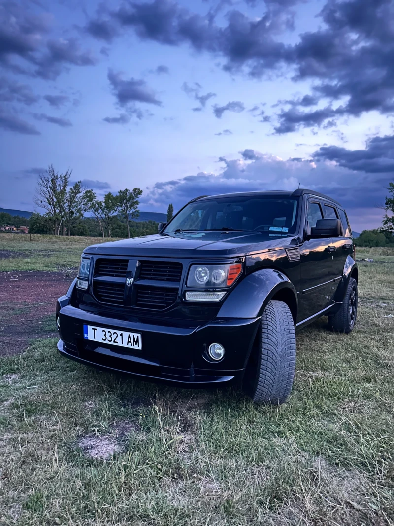 Dodge Nitro Dodge Nitro 2.8 CRD R/T AVTOMAT 4x4, снимка 2 - Автомобили и джипове - 53374588