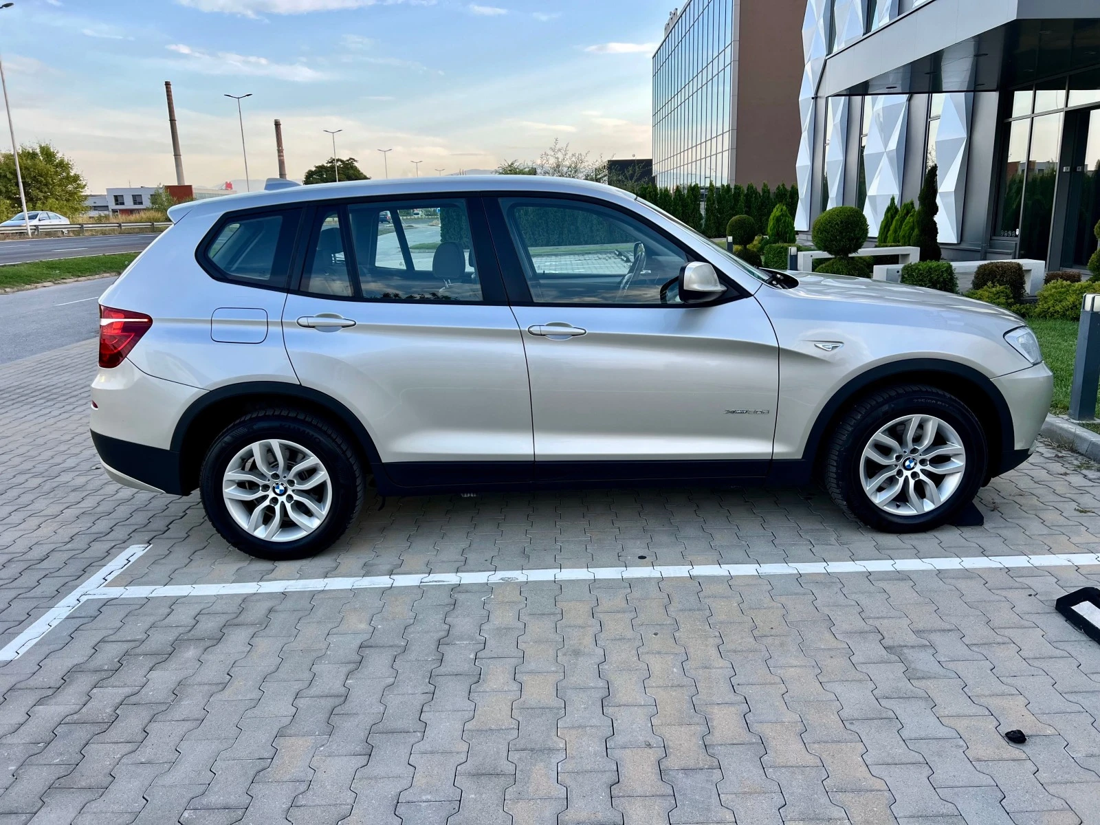 BMW X3 3.0D-M-SPORT-НАВИ-ПОДГРЕВ-ПАРКТРОНИК-АВТОПИЛОТ- - изображение 4