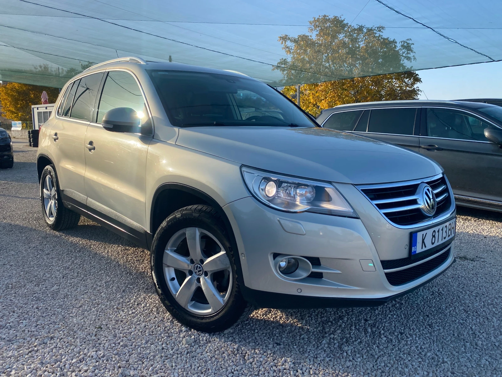 VW Tiguan 2.0TDi, 4Motion, АВТОМАТИК, КАМЕРА, ПОДГР, КОЖА, П - изображение 3