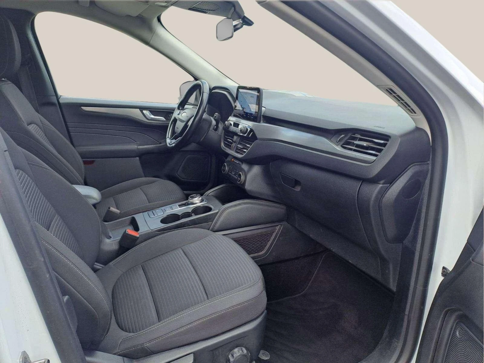 Ford Kuga 2.5 FHEV - изображение 9