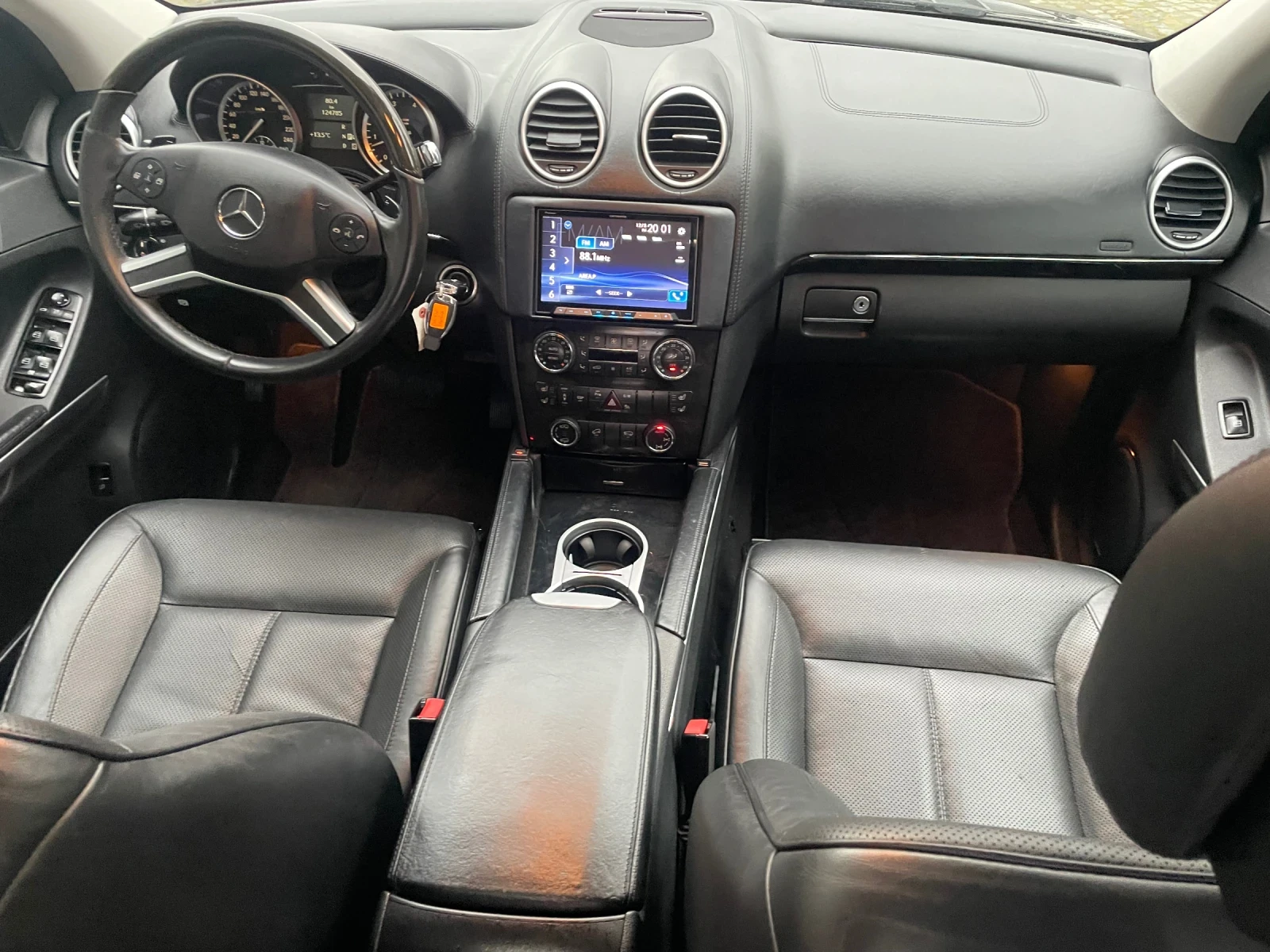 Mercedes-Benz GL 550 388�� ������ | Mobile.bg � ����������� 12