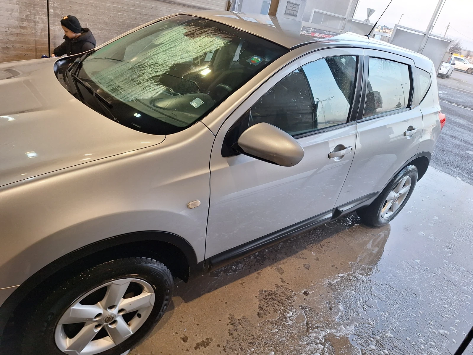 Nissan Qashqai 1.6 Бензин-Газ 115 к.с, снимка 10 - Автомобили и джипове - 53725452