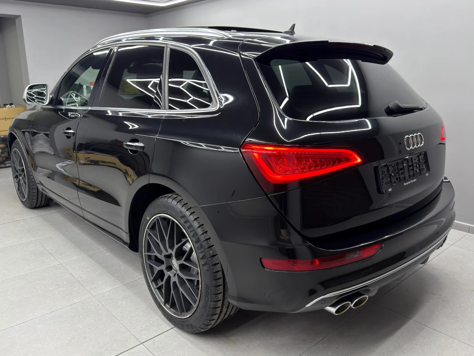 Audi SQ5 3.0BiTDi/Камера/Дистроник/Панорама/Печка/FULL, снимка 5 - Автомобили и джипове - 53839775