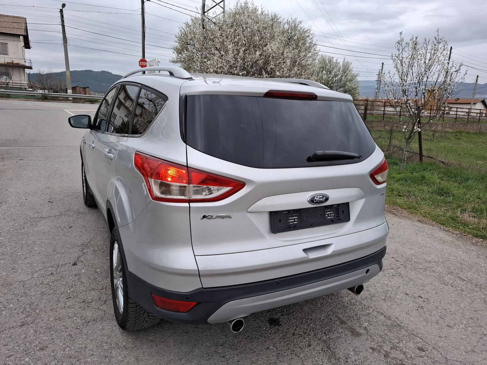 Ford Kuga, снимка 6 - Автомобили и джипове - 54047378