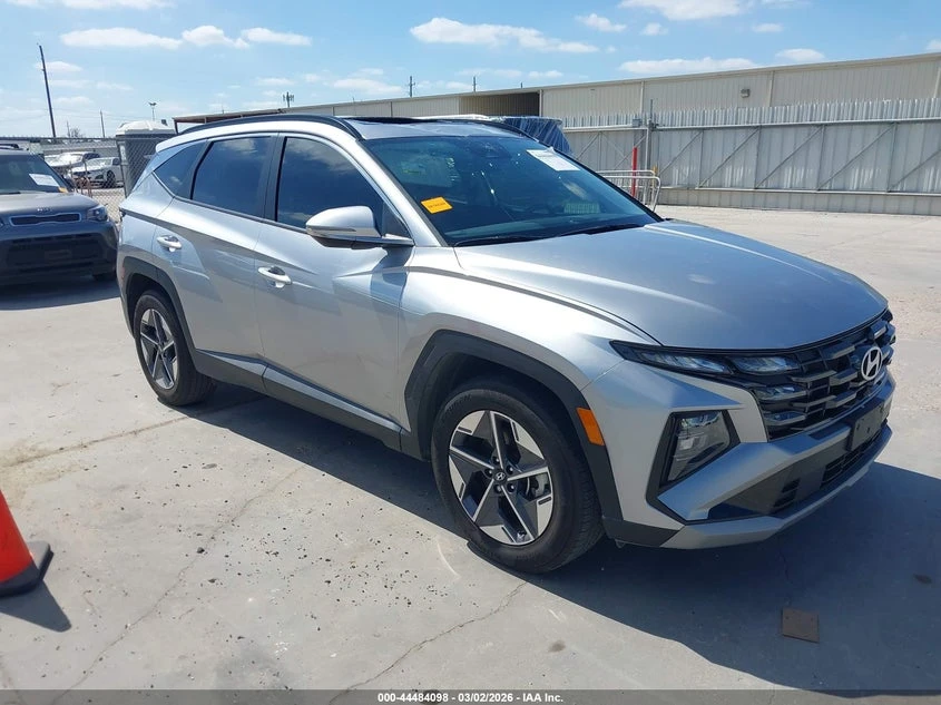 Hyundai Tucson 2.5L I-4 DI, DOHC, VVT, 187HP Front Wheel Drive | Mobile.bg � ����������� 1