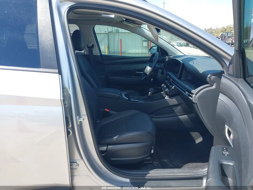 Hyundai Tucson 2.5L I-4 DI, DOHC, VVT, 187HP Front Wheel Drive | Mobile.bg � ����������� 5