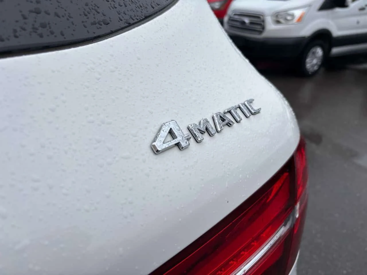Mercedes-Benz GLC 300 4MATIC * ПОДГРЕВИ * ПАНО * KEYLESS * CARFAX, снимка 9 - Автомобили и джипове - 54430991