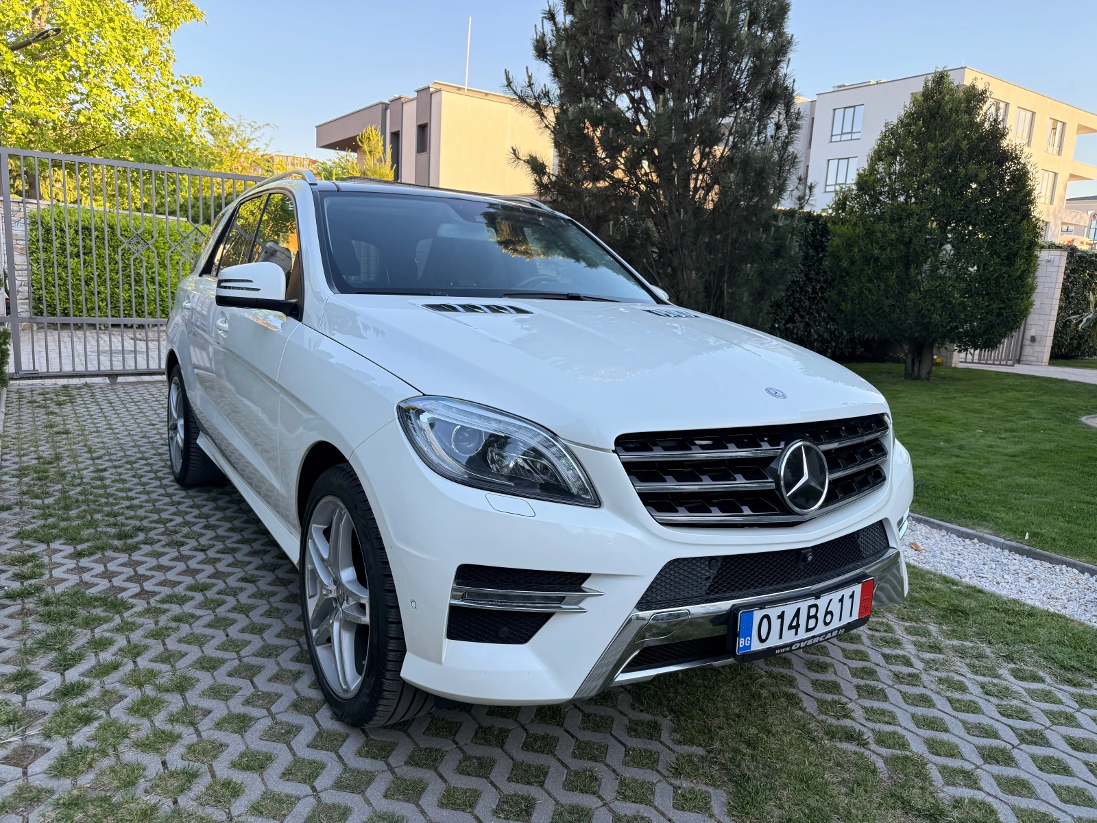 Mercedes-Benz ML 350 cdi* AMG* DISTRONIC* PANORAMA | Mobile.bg � ����������� 2