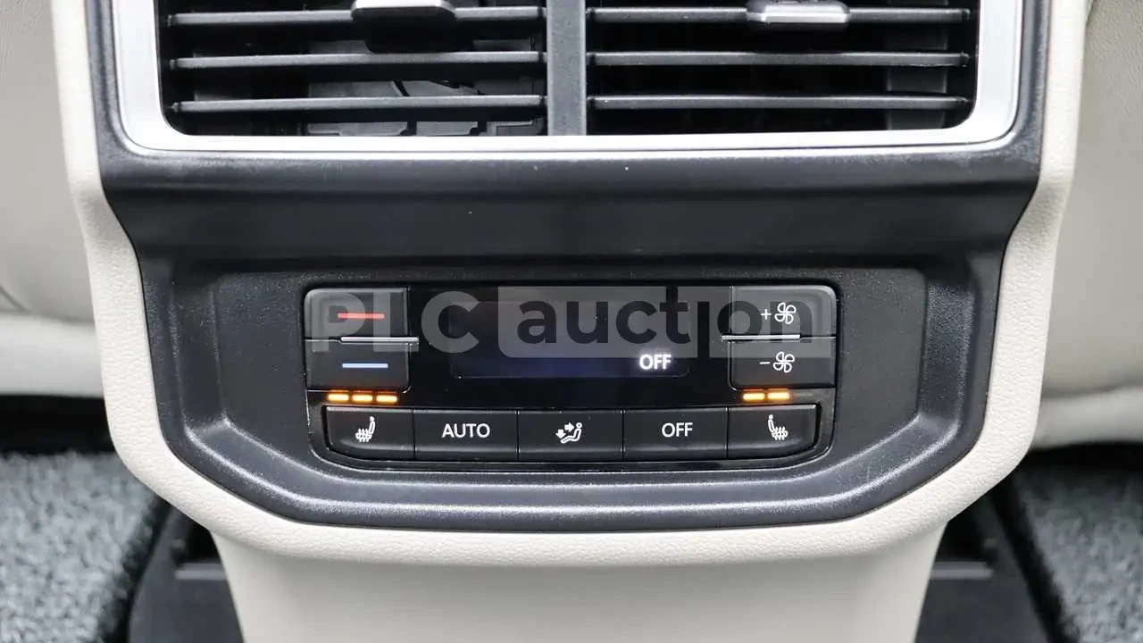 VW Atlas 2.0 4x4| 360| H KARDON| ПАНОРАМА| ВКЛ.ТЕХНОТЕСТ, снимка 11 - Автомобили и джипове - 54738862