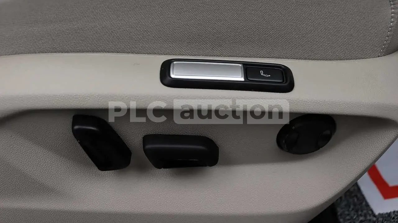VW Atlas 2.0 4x4| 360| H KARDON| ПАНОРАМА| ВКЛ.ТЕХНОТЕСТ, снимка 12 - Автомобили и джипове - 54738862