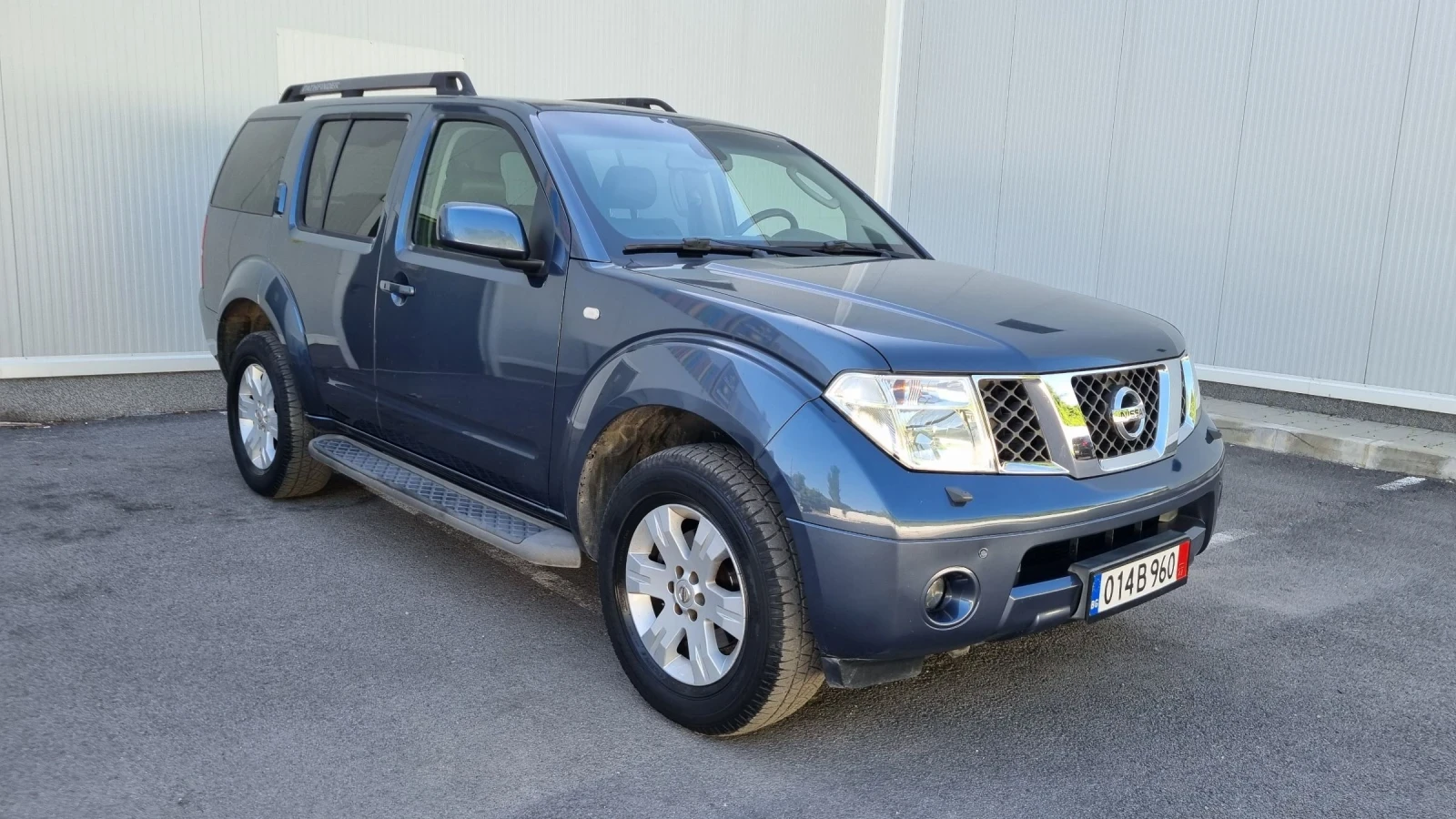 Nissan Pathfinder 2.5 ТОП !!!, снимка 3 - Автомобили и джипове - 55199802