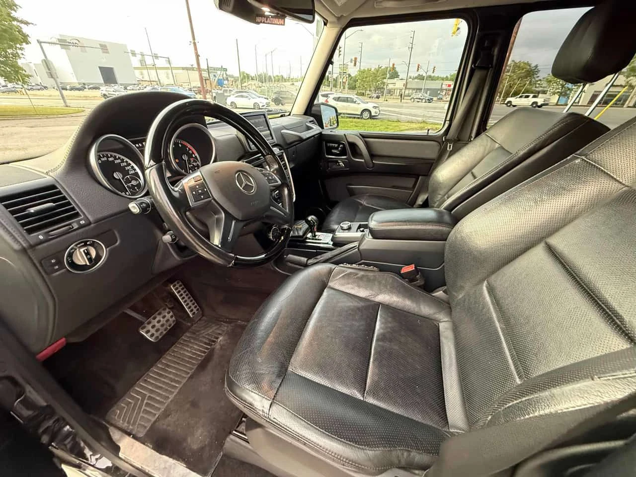 Mercedes-Benz G 500 4MATIC | CARFAX | АВТОКРЕДИТ БЕЗ ПЪРВОНАЧАЛНА, снимка 10 - Автомобили и джипове - 55566638