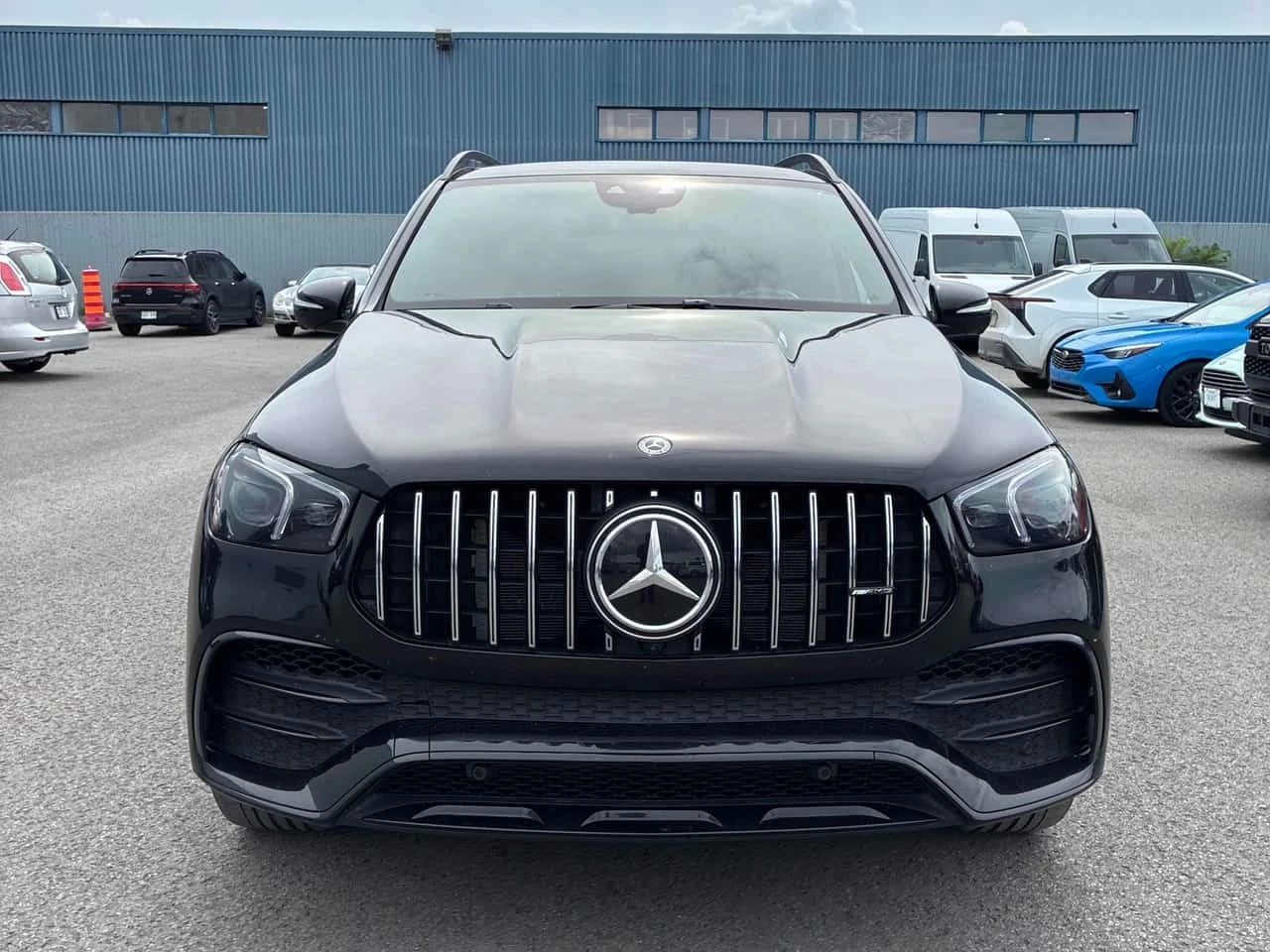 Mercedes-Benz GLE 53 4MATIC * DISTRONIC* BURMESTER* ОБДУХВАНЕ* 360* , снимка 6 - Автомобили и джипове - 55744035