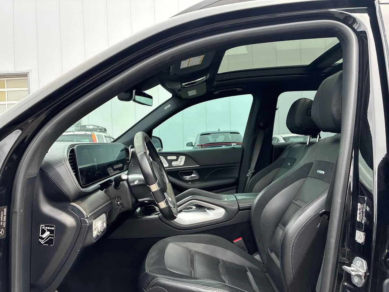 Mercedes-Benz GLE 53 4MATIC * DISTRONIC* BURMESTER* ОБДУХВАНЕ* 360* , снимка 14 - Автомобили и джипове - 55744035