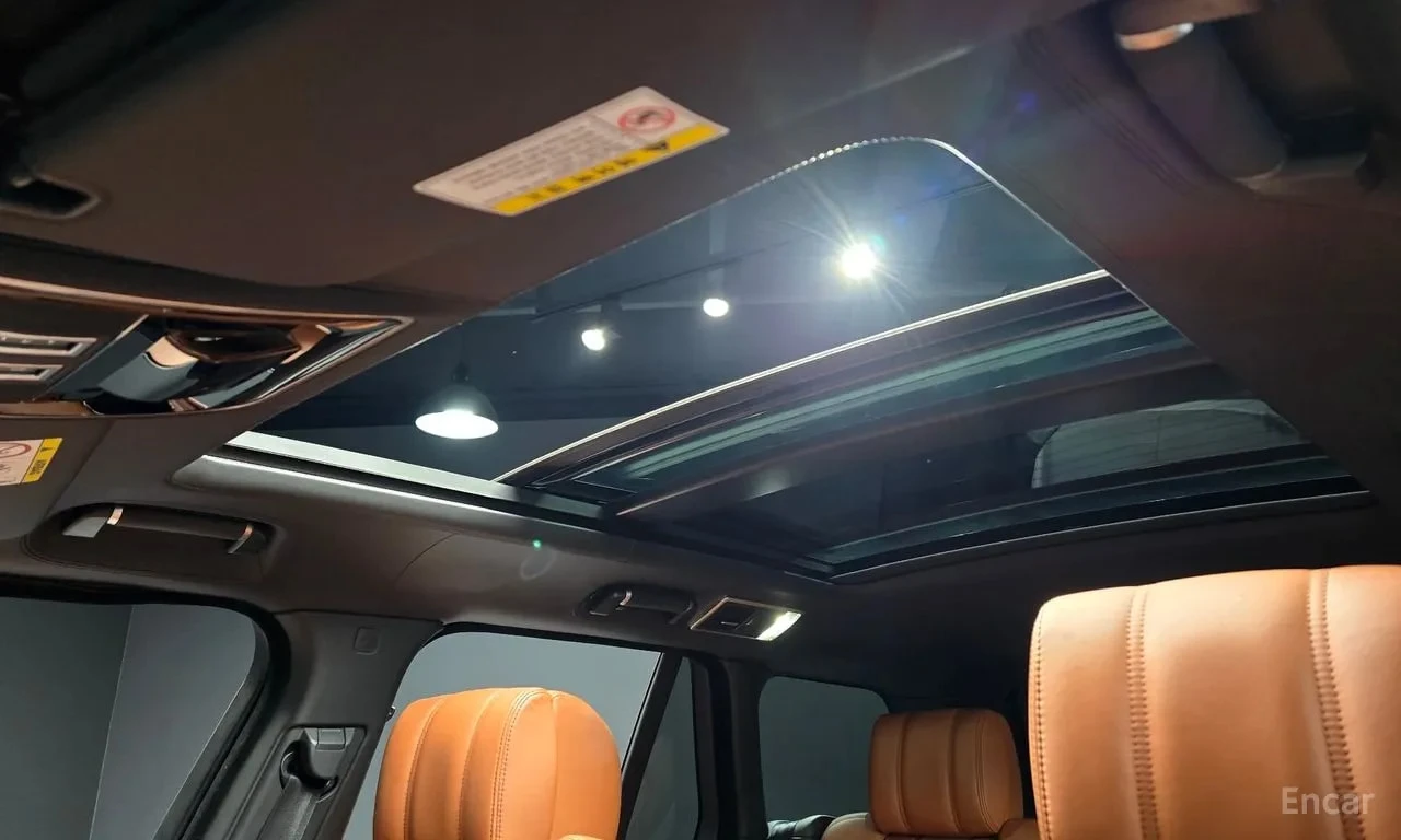 Land Rover Range rover * 4.4 SDV8 AB DIESEL * БЕЗ ПЪРВОНАЧАЛНА ВНОСКА, снимка 17 - Автомобили и джипове - 56105000