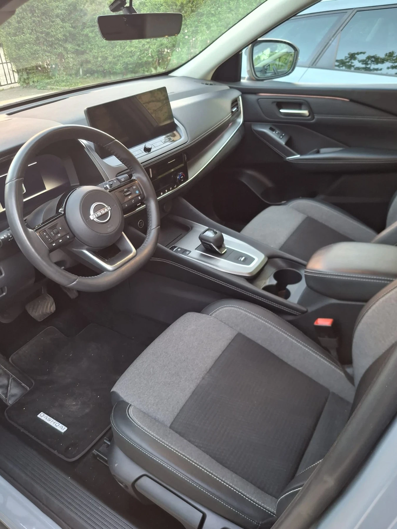 Nissan Qashqai, снимка 5 - Автомобили и джипове - 56720996
