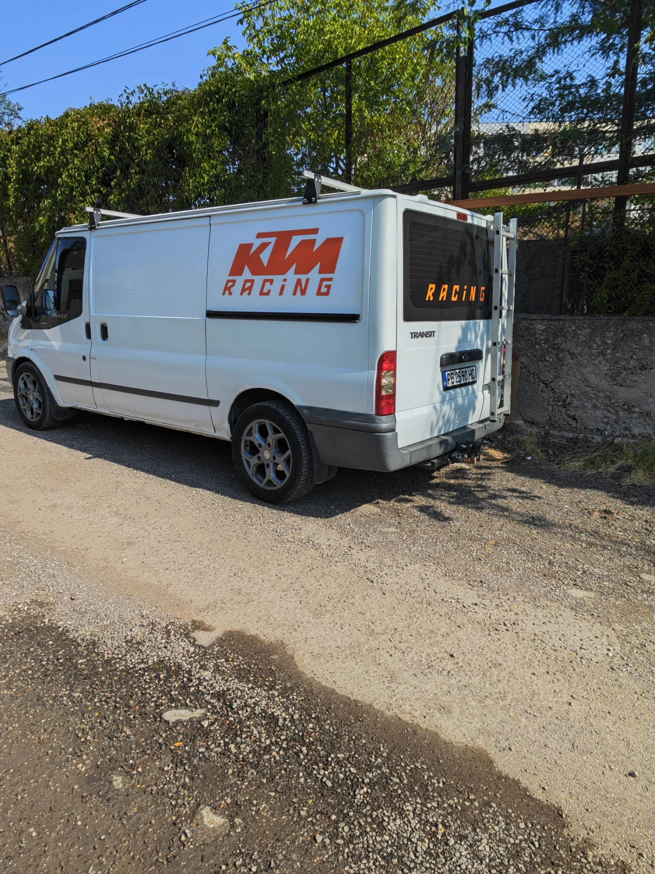 Ford Transit 2.2  - изображение 2