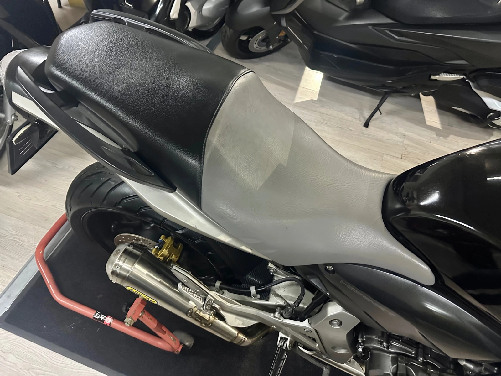 Honda Hornet 600i 04.2007г. Arrow - изображение 4