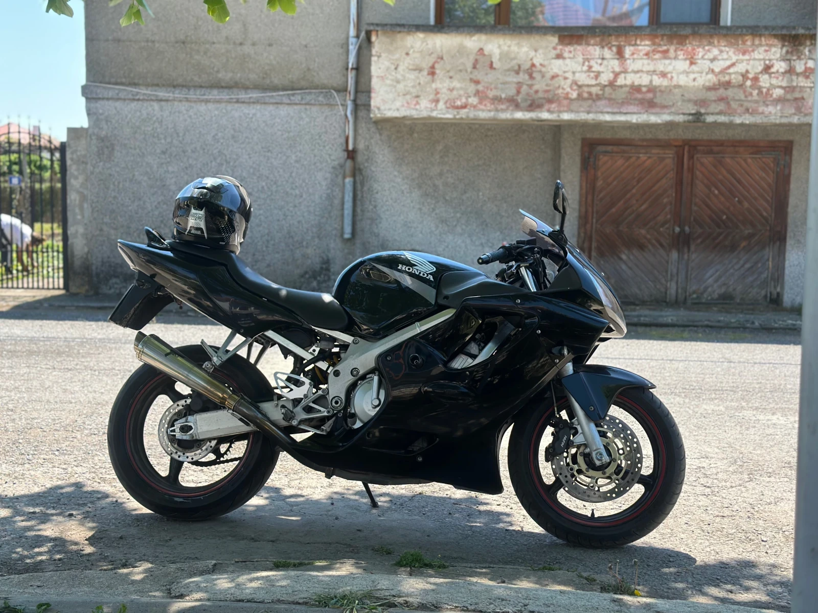 Honda Cbr F4i