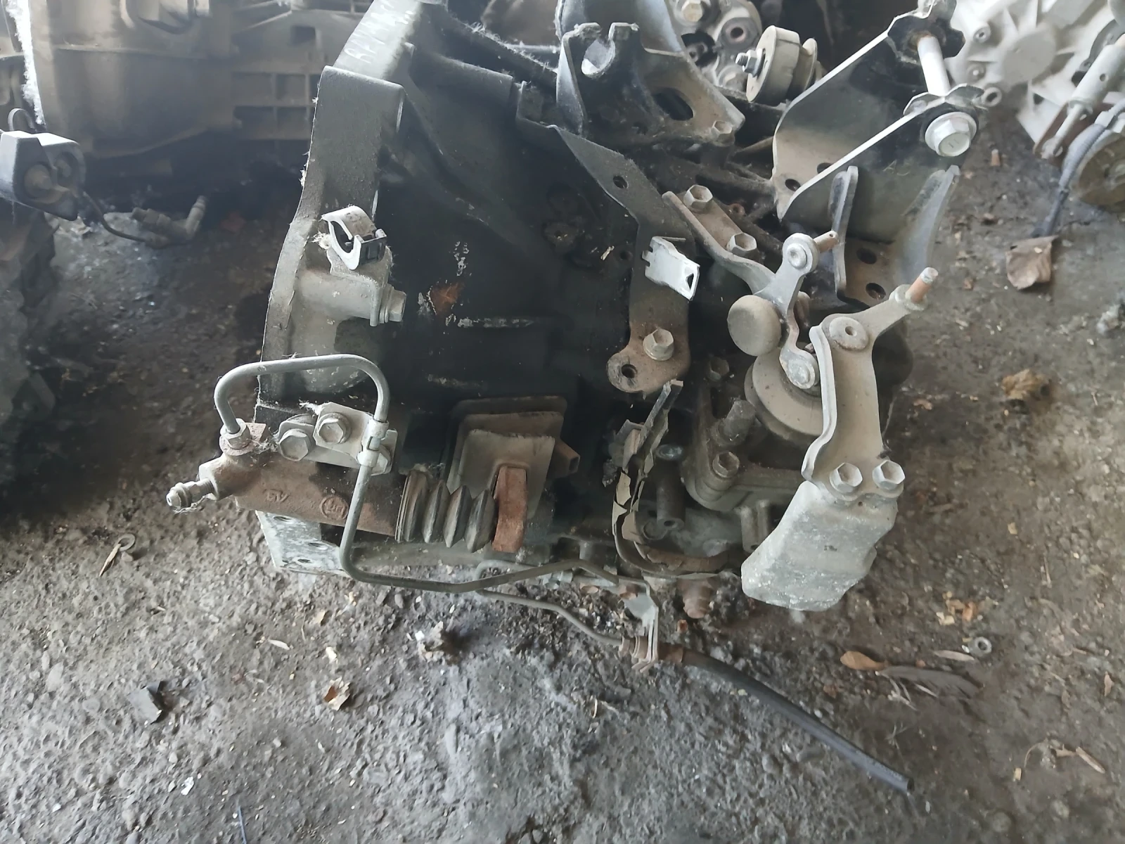 Скорости ръчни Toyota Rav4 2010 D-cat  , снимка 3 - Части - 55233640