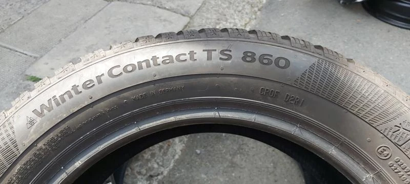 Гуми Зимни 205/55R16, снимка 5 - Гуми и джанти - 32914391