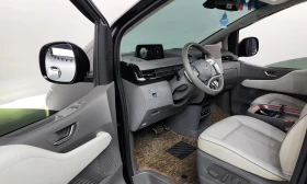 Hyundai Staria L3.5 Lounge, снимка 10