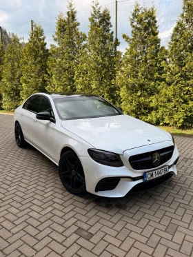Mercedes-Benz E 220, снимка 1