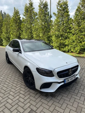 Mercedes-Benz E 220, снимка 12