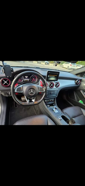 Mercedes-Benz CLA 45 AMG, снимка 13