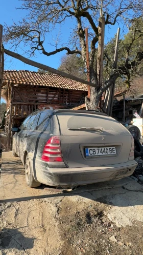 Mercedes-Benz C 200 - 900 € / 1760.25 лв. - 18045490 3