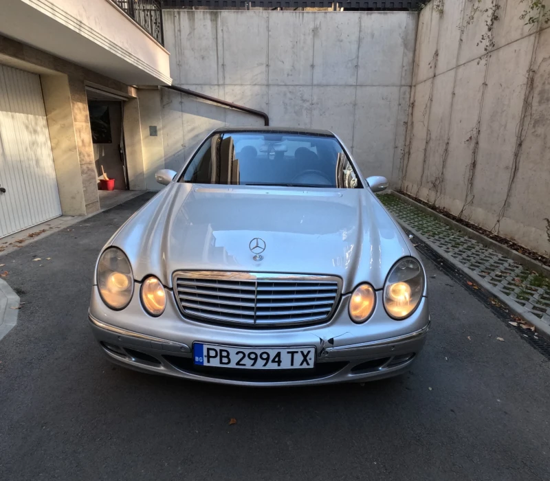 Mercedes-Benz E 320 6цилиндъра редови , снимка 1 - Автомобили и джипове - 48537065