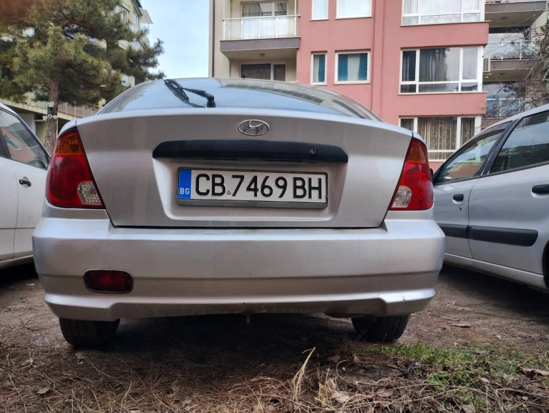 Hyundai Accent 1.3, снимка 3 - Автомобили и джипове - 49063479