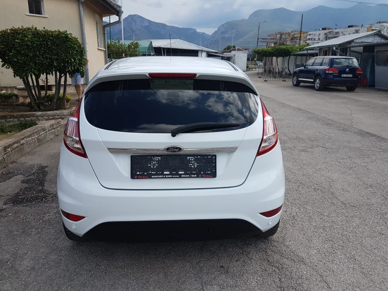 Ford Fiesta 1.0I 80кс, снимка 6 - Автомобили и джипове - 51269317