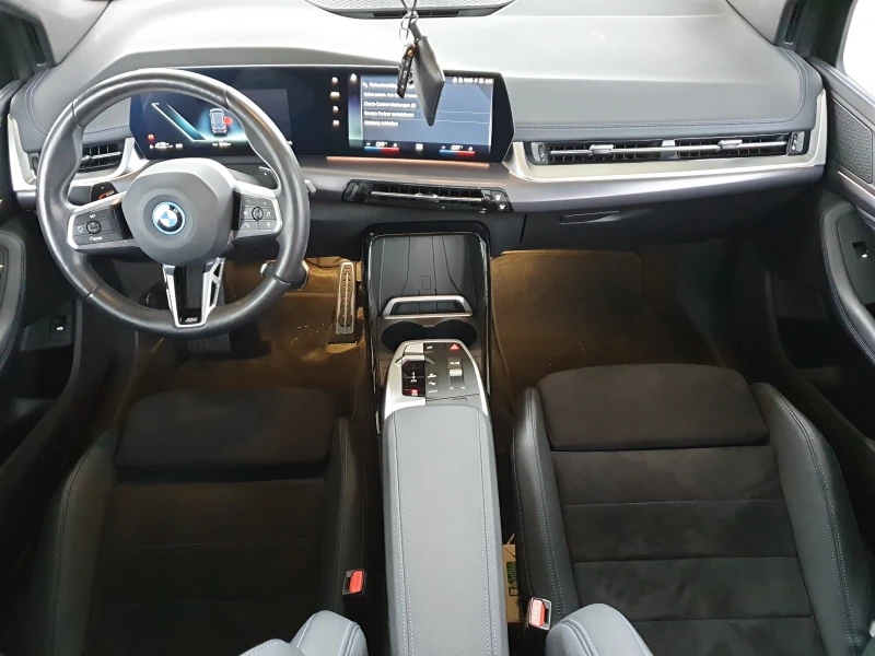 BMW 225 225e Xdrive M sport, снимка 5 - Автомобили и джипове - 52634563