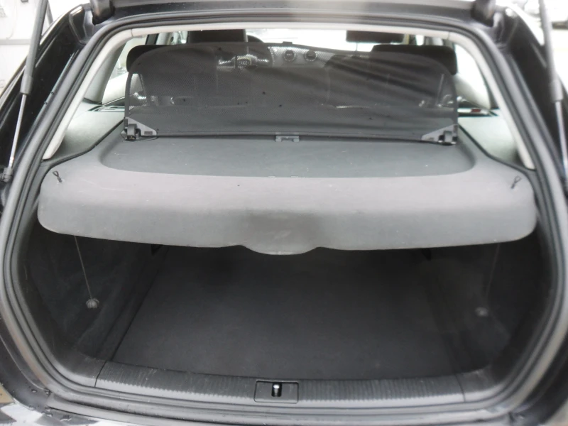 Audi A3 2, 0-tdi-BMM-KLIMATRONIK-ITALY, снимка 13 - Автомобили и джипове - 52391158