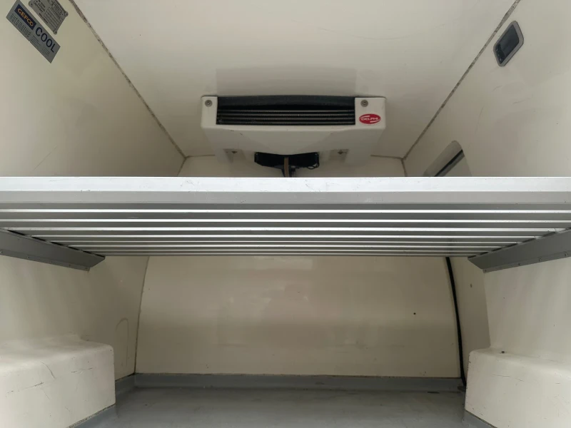 Citroen Berlingo 1.9d, снимка 8 - Автомобили и джипове - 52393642