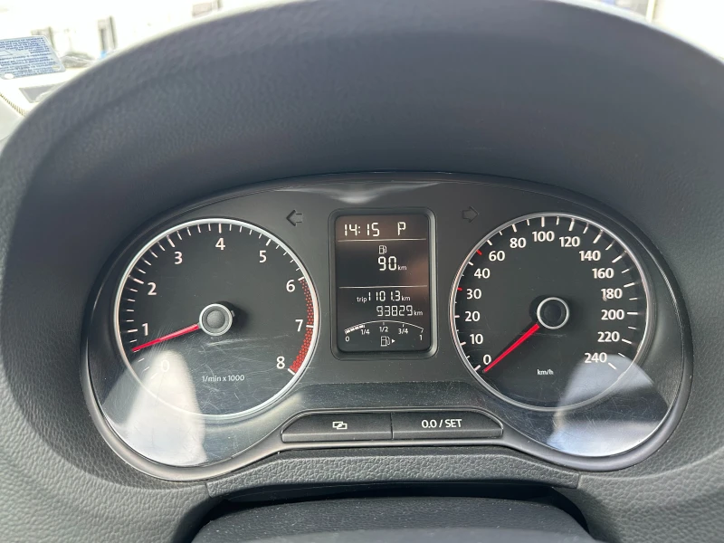 VW Polo Гаранция/1.2i 90 к.с. , снимка 15 - Автомобили и джипове - 52703772