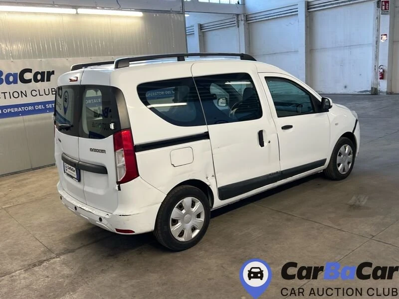 Dacia Dokker 1.5D Очакван внос!!!, снимка 5 - Автомобили и джипове - 53288592