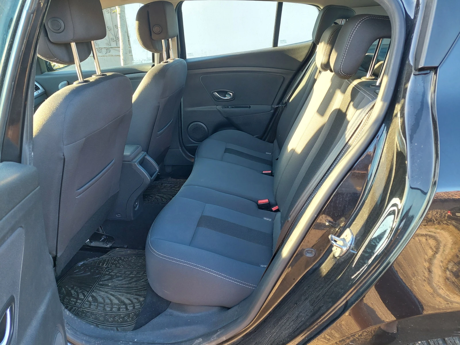 Renault Megane 1.4 TCE - изображение 7
