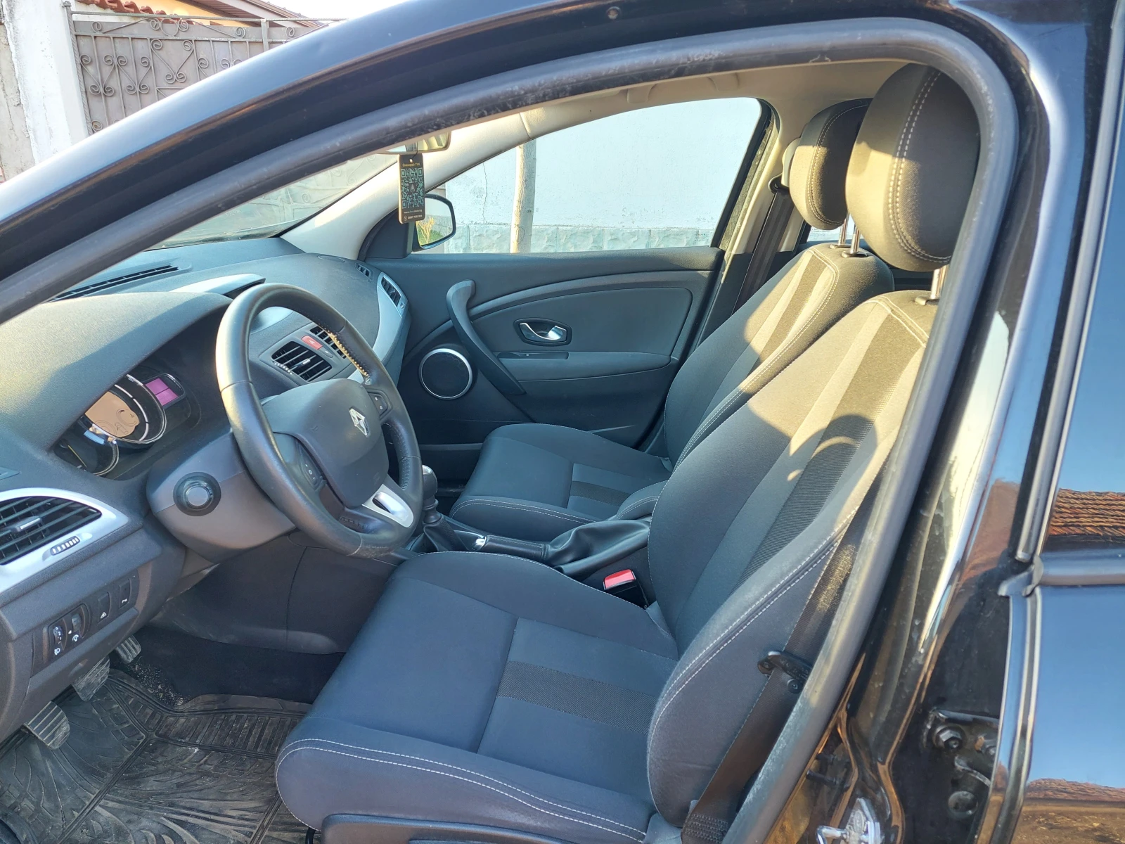 Renault Megane 1.4 TCE - изображение 6