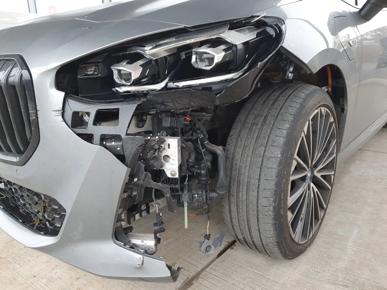 BMW 225 225e Xdrive M sport | Mobile.bg   12