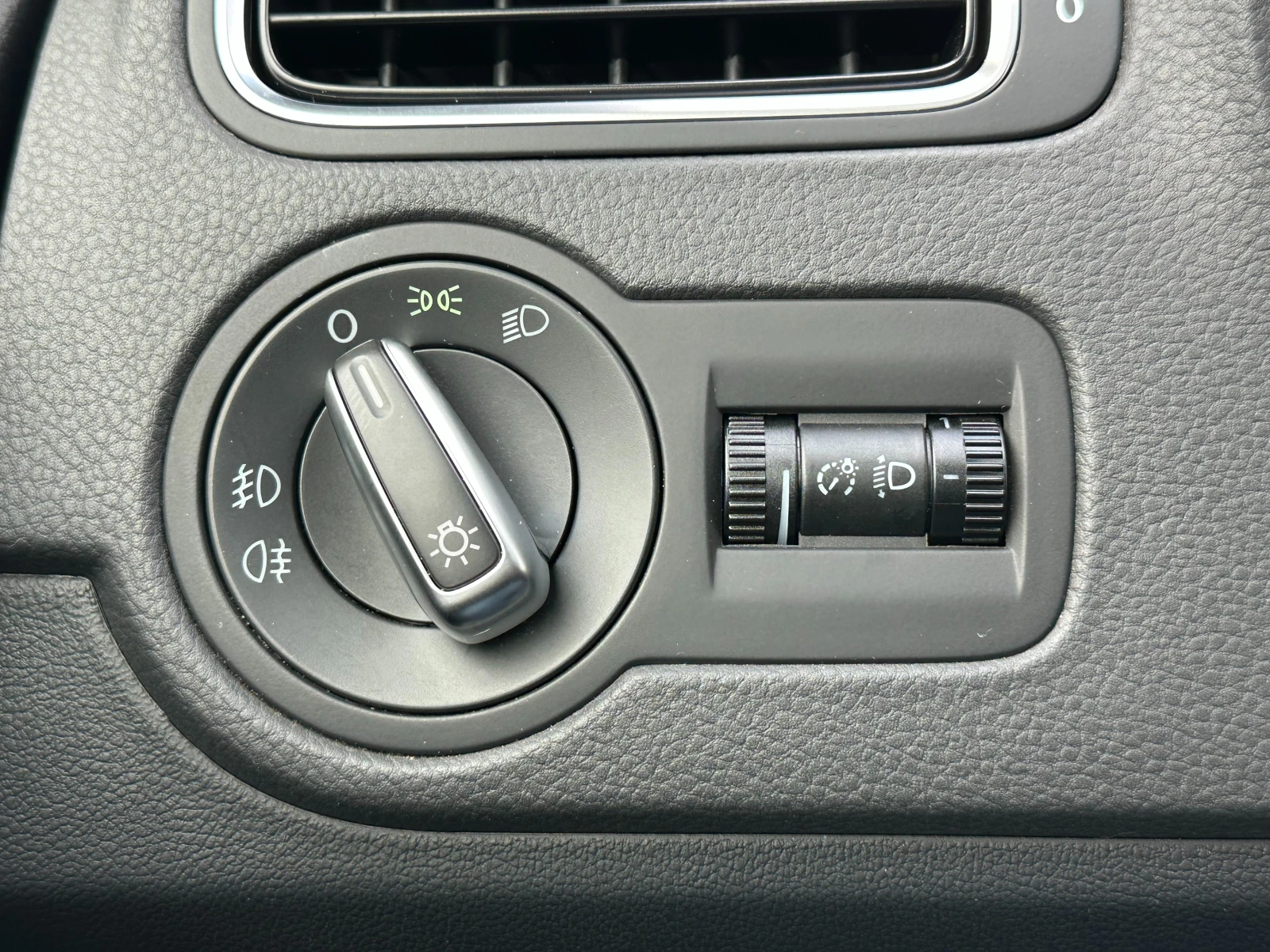 VW Polo /1.2i 90 ..  | Mobile.bg   16